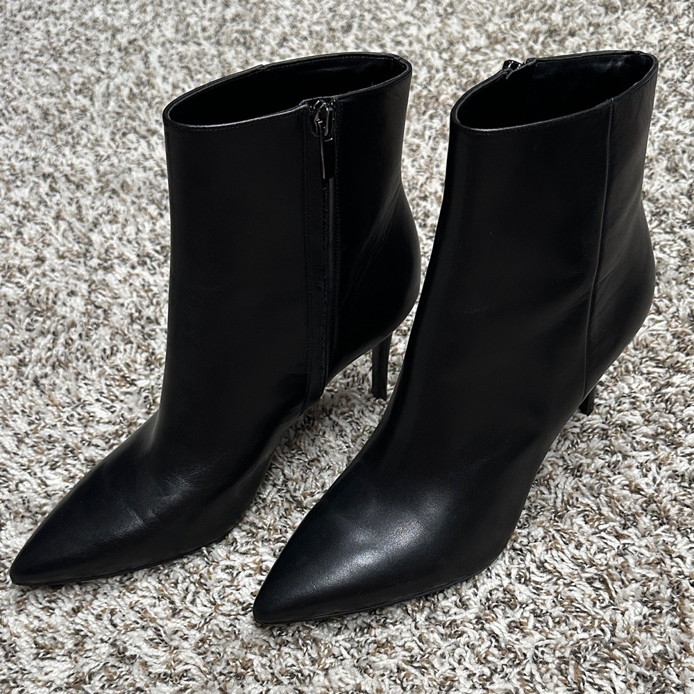 Nine West Sleek Black Ankle Boots